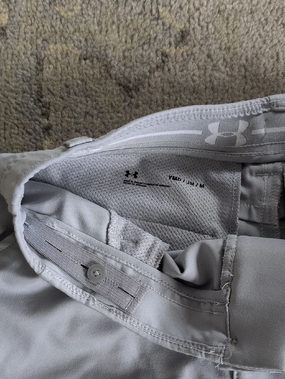 Under Armour Kids Flat Front Performance Shorts in Light Grey